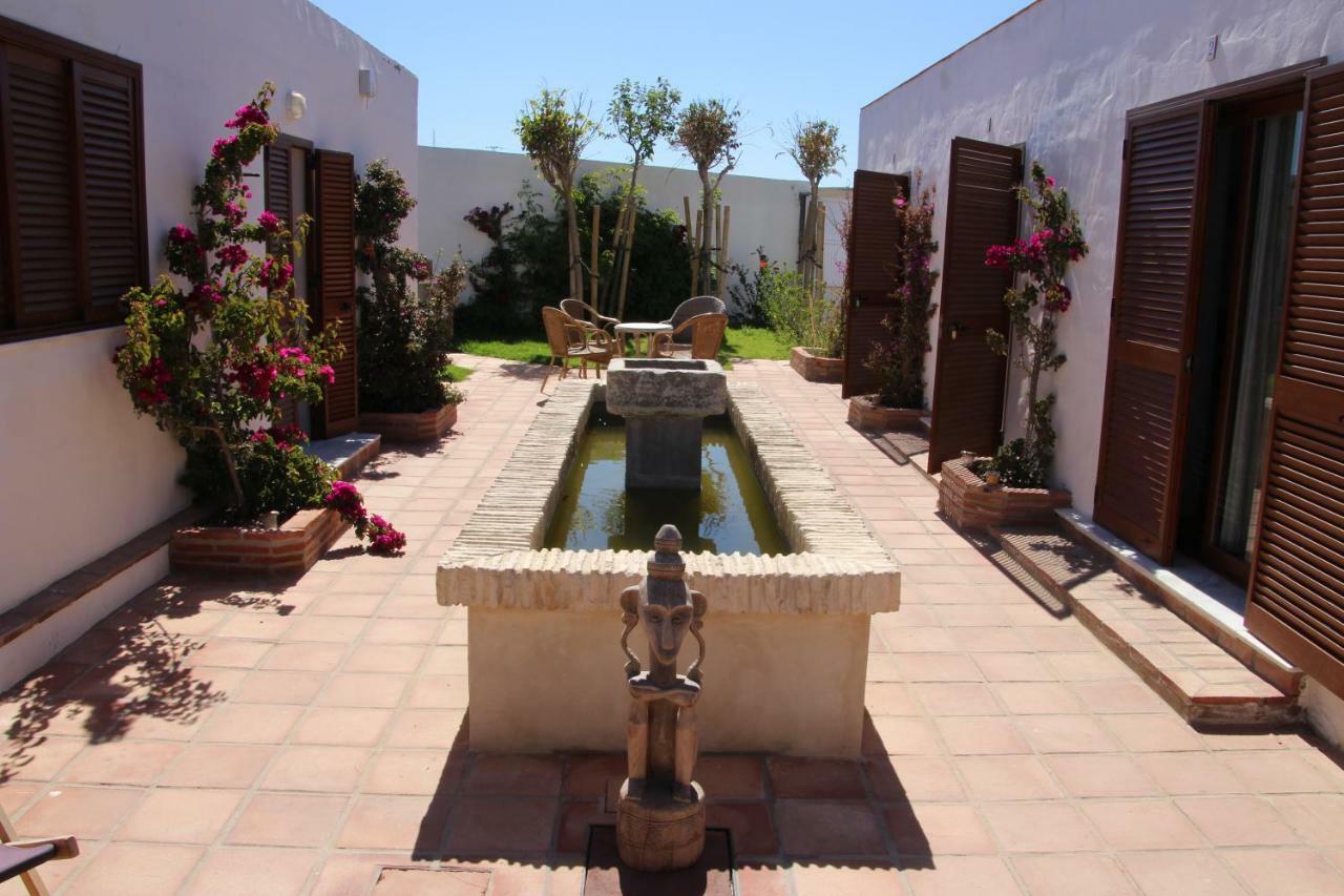 Banti Garden Hotel Tarifa Exterior photo